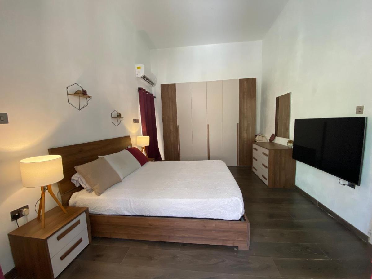 شقة Tarxien  في Blue Waters Town House المظهر الخارجي الصورة