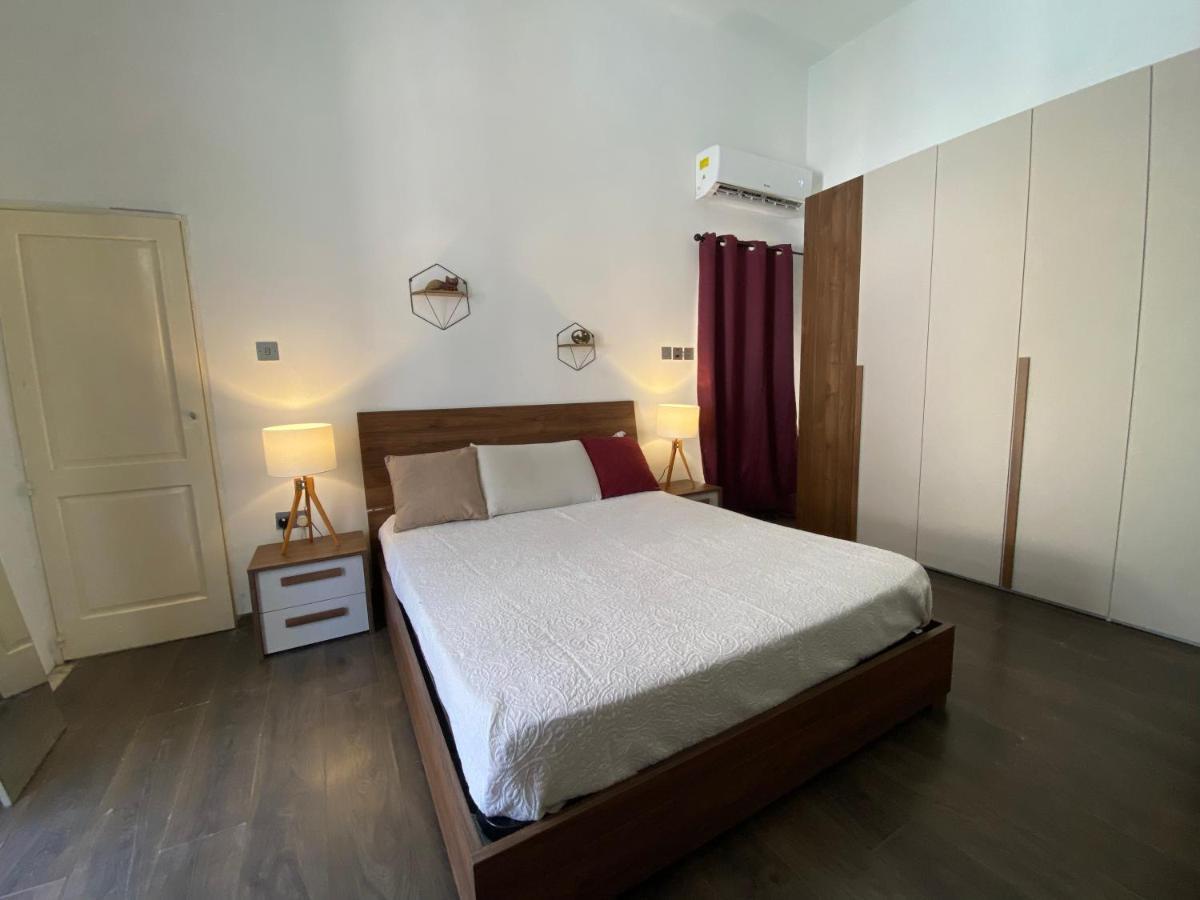 شقة Tarxien  في Blue Waters Town House المظهر الخارجي الصورة